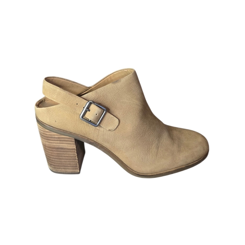 Lucky Brabd Block Heel Shoe